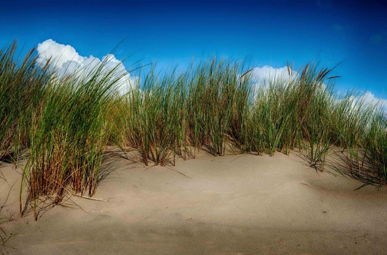 Insellandhotel Michaelsen Borkum Island Exteriör bild